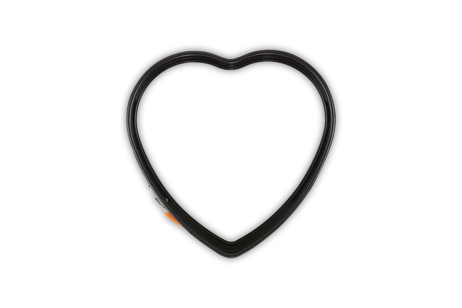 Le Creuset Metal Bakeware Heart Shape Spring Form 25cm image number 5