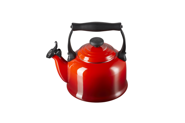 Le Creuset Traditional Kettle 2.1L image number 3