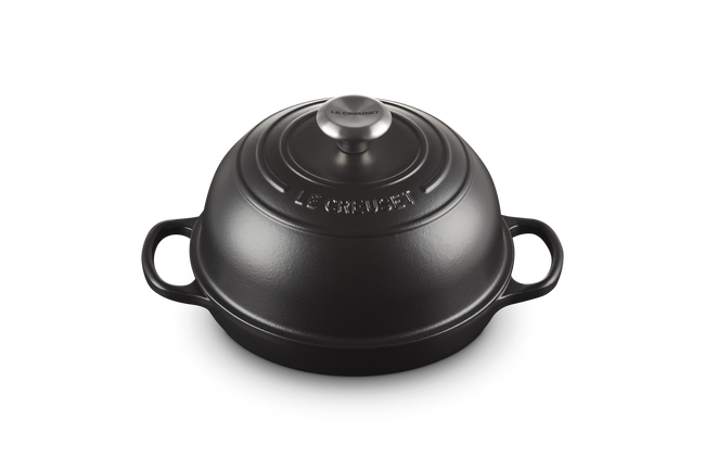 Le Creuset Cast Iron Signature Bread Oven 24cm Matte BlackMatte Black image number 2