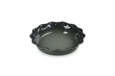 Stoneware Heritage Pie Dish
