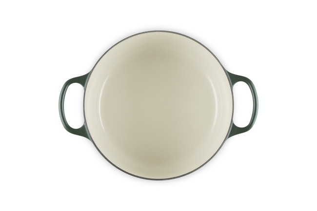 Le Creuset Signature Cast Iron Round Cocotte L'Etoile Relief 24cm For&ecirc;tFor&ecirc;t image number 4