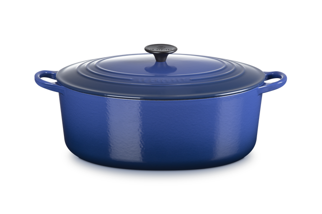 Le Creuset Cast Iron Classic Oval Casserole image number 1