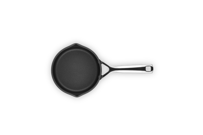 Le Creuset Toughened Non-Stick Milk Pan image number 4