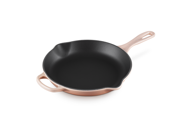 Le Creuset Cast Iron Signature Skillet image number 6