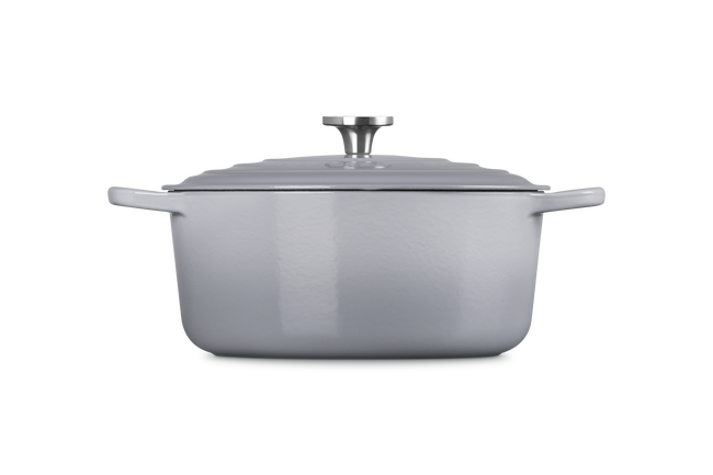 Le Creuset Cast Iron Signature Round Casserole 28cm Ch&acirc;teauCh&acirc;teau image number 3