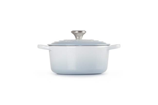 Le Creuset Cast Iron Signature Round Casserole 18cm Coastal BlueCoastal Blue image number 3