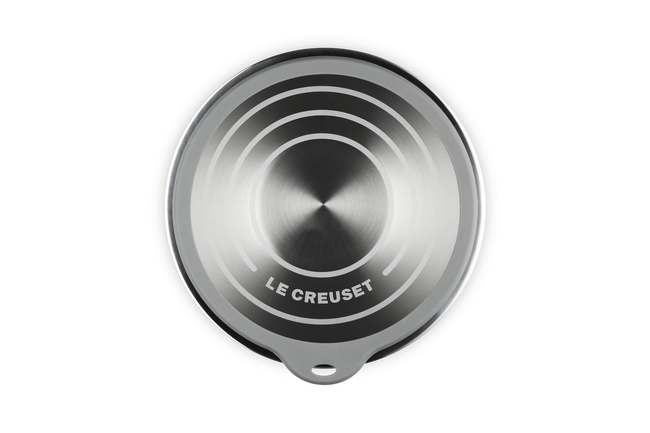 Le Creuset Stainless Steel Mixing Bowl with Glass Lid image number 4