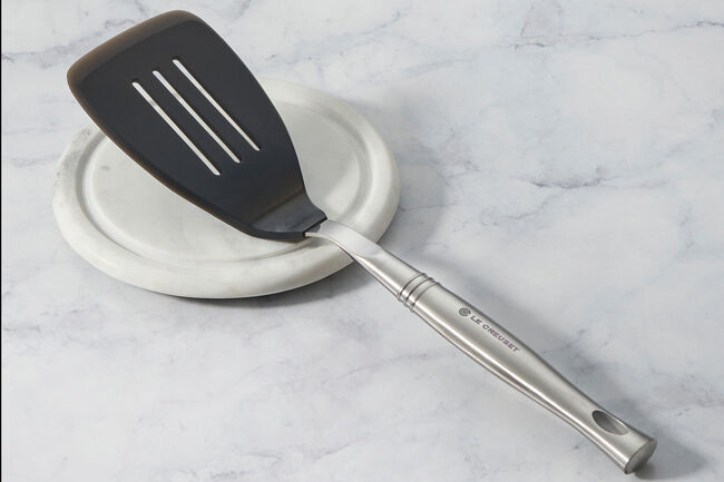 Le Creuset Stainless Steel Silicone Slotted Turner image number 4