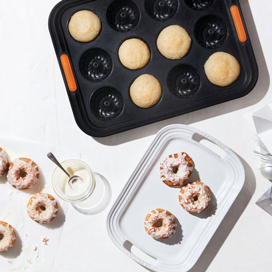 mini cakelets with peppermint glaze