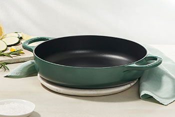 thyme shallow pan with loop handles