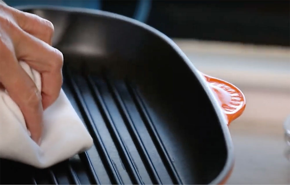 How to Clean a Grill Pan