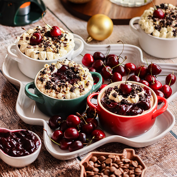 baked camembert in mini cocottes