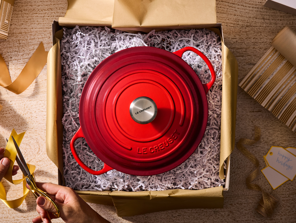 Cast Iron Signature Round Casserole