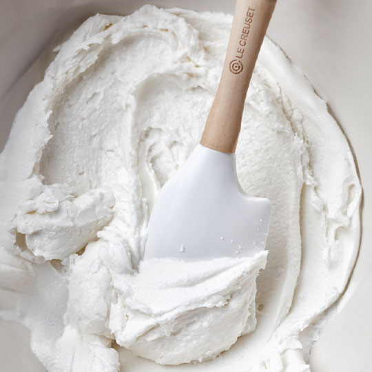 silicone tool used to stir whipped cream
