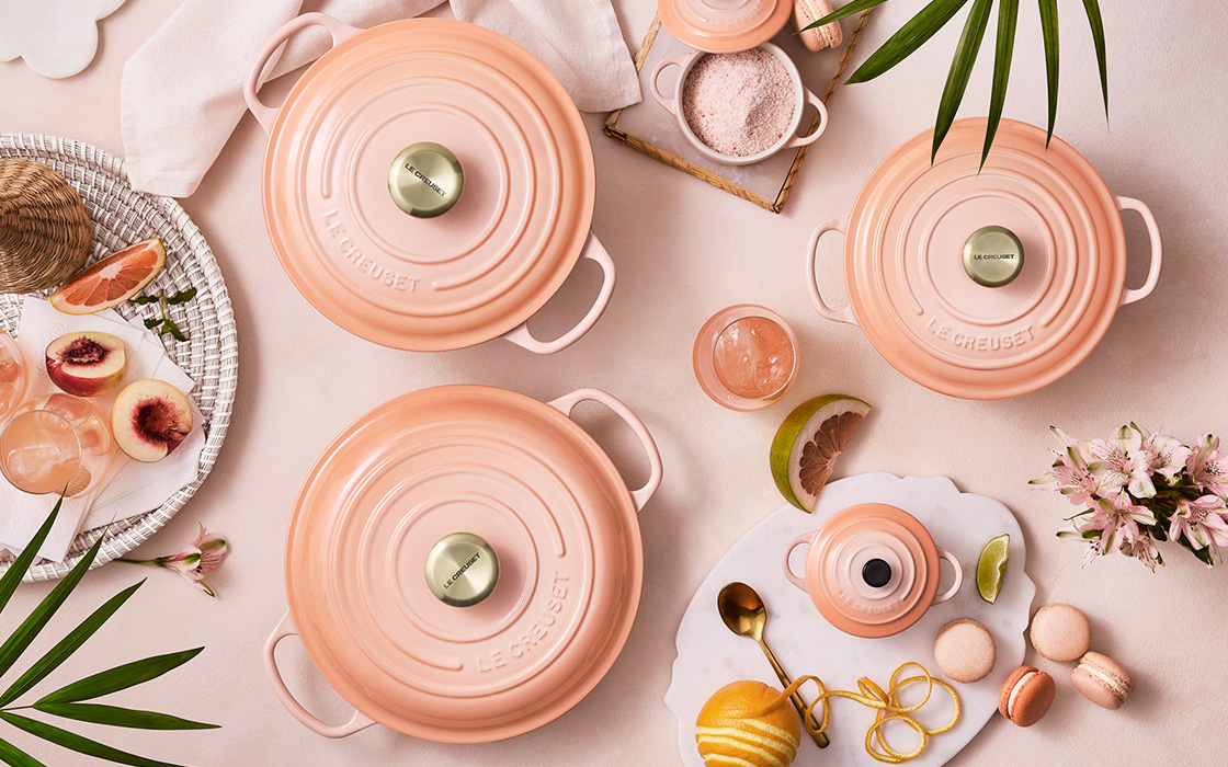 Peche Table Setting