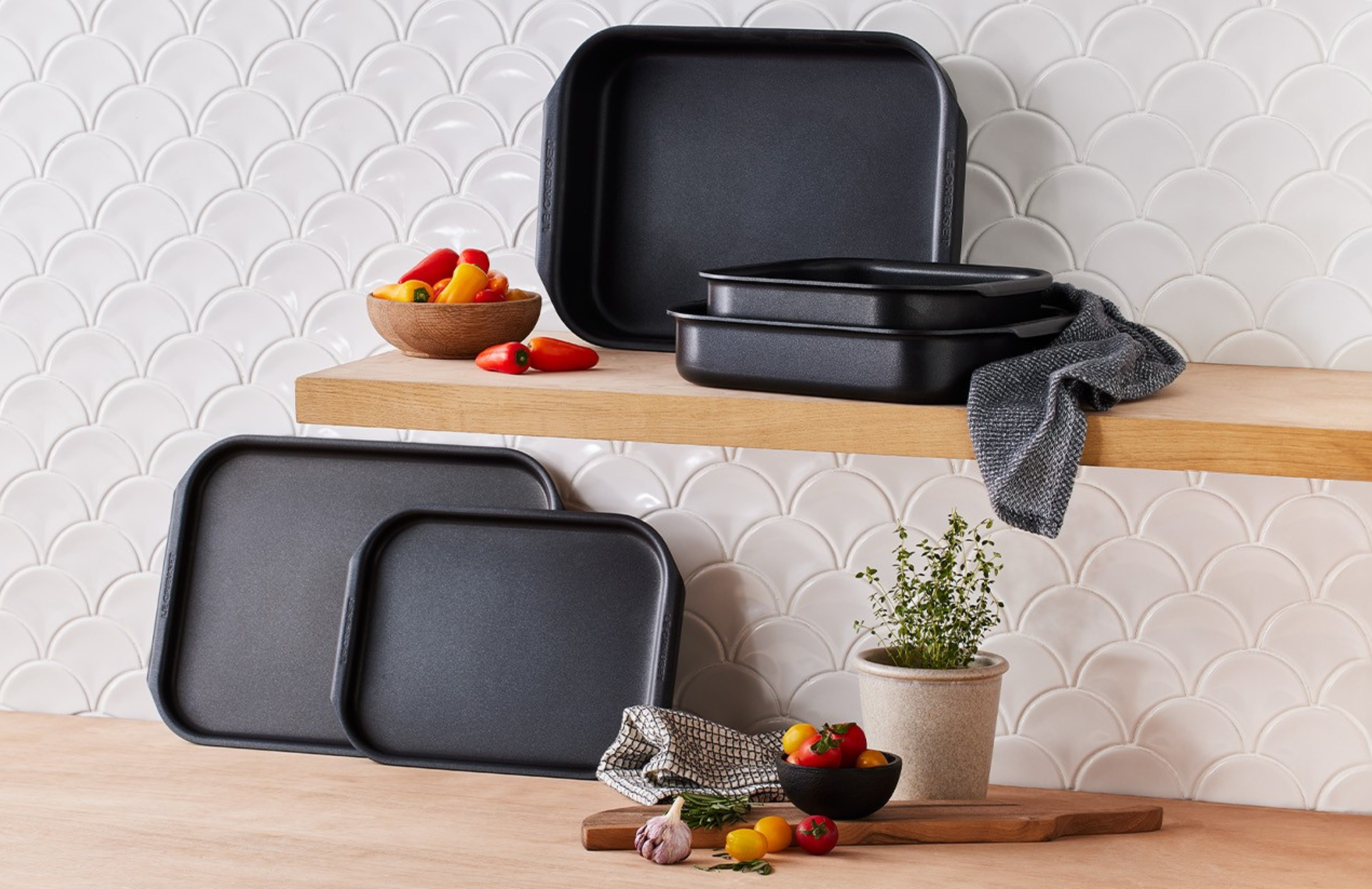 Ovenware shelf