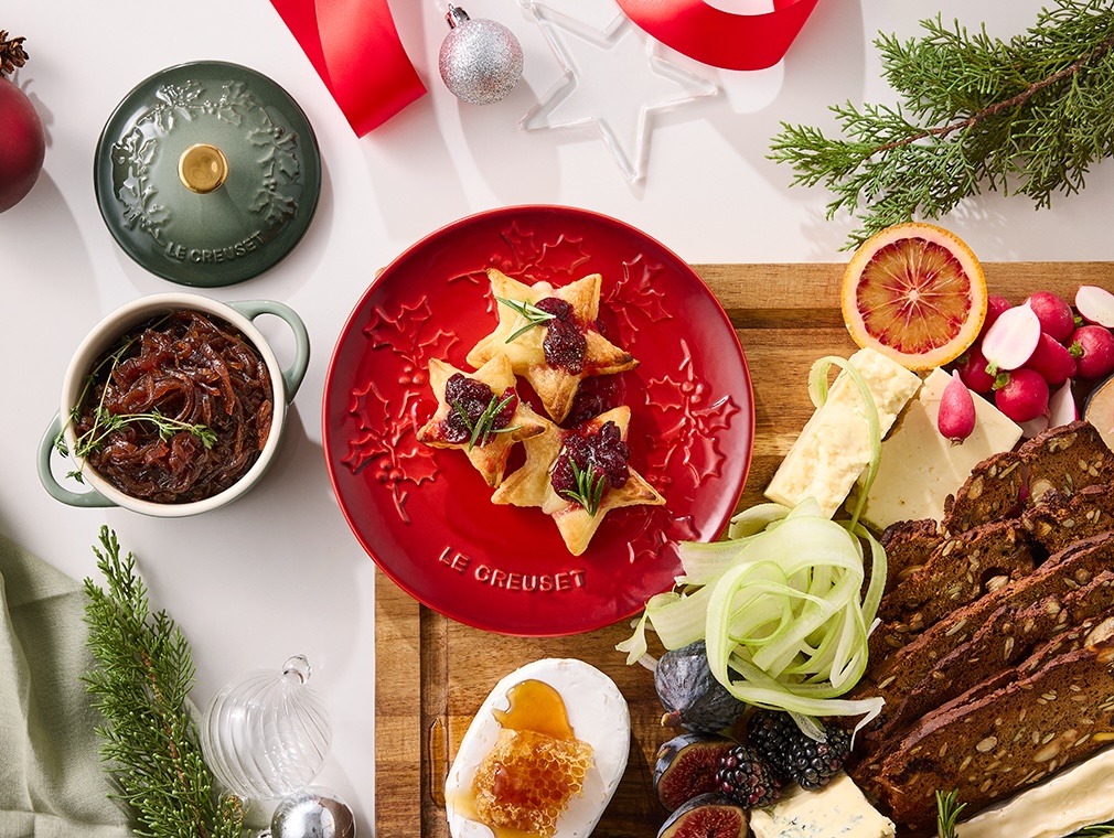 Cranberry and Brie Star Puffs