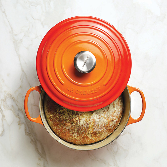 Signature Round Casserole in Flame, with bread
