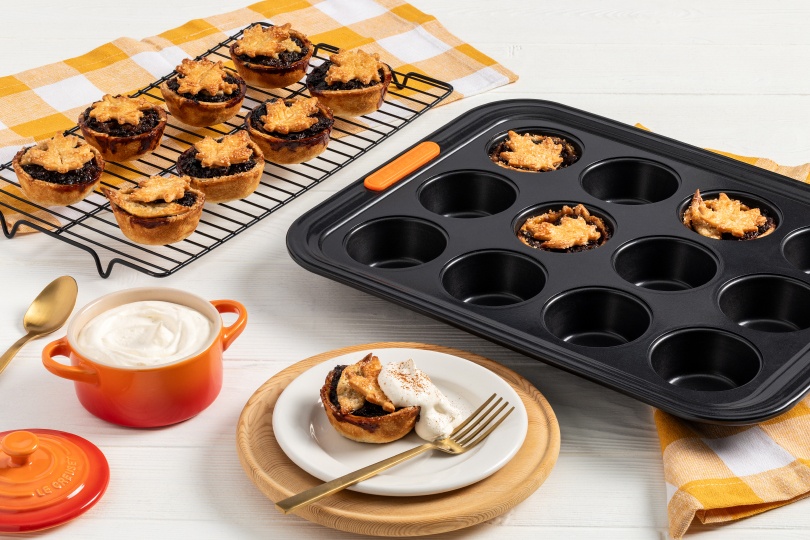 Cinnamon, Apple and Dried Fruit Mini-Pies