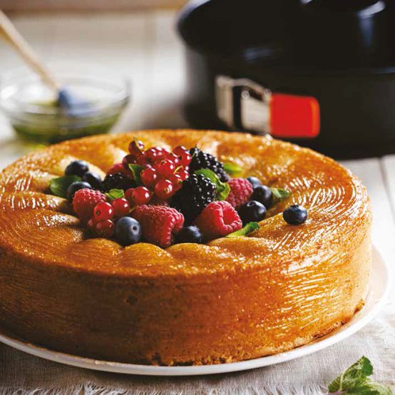 Savarin with Mint Syrup and Forest Berries | Le Creuset Recipes